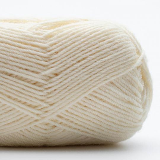 Laine à chaussette Edelweiss de Kremke Soul Wool Natural White 001