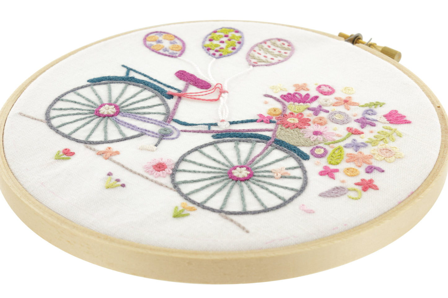 Kits de broderie - Un chat dans l'aiguille