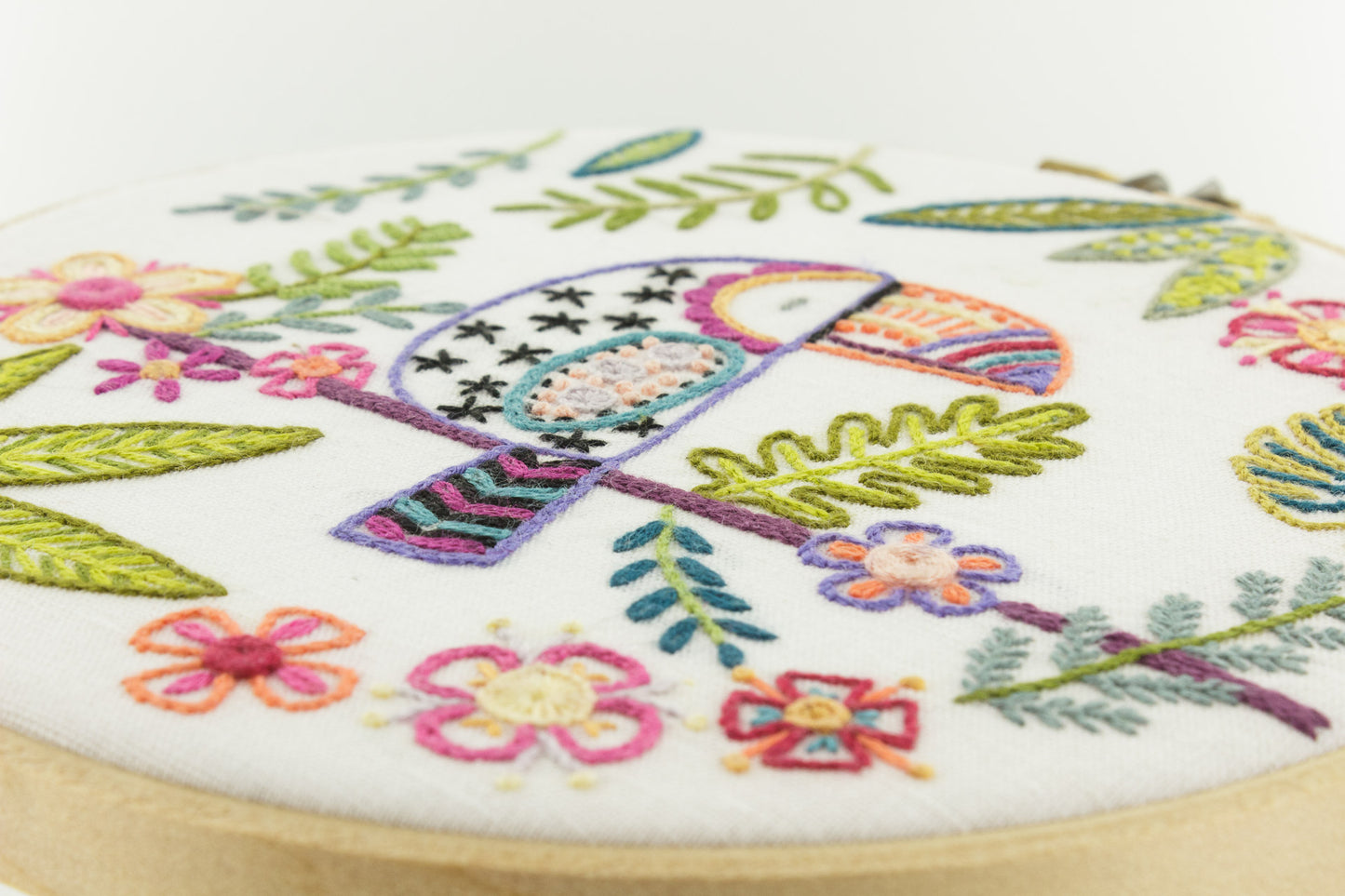 Kits de broderie - Un chat dans l'aiguille