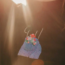Charger l&#39;image dans la galerie, Kit de broderie - Flower pocket - Make me stitch
