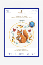 Charger l&#39;image dans la galerie, Kit de broderie au point de croix - Un écureuil si mignon - DMC
