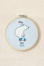 Charger l&#39;image dans la galerie, Kit Gift of stitch - DMC - Broderie - Ours sur trottinette
