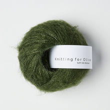 Charger l&#39;image dans la galerie, Laine Soft Silk Mohair de Knitting for Olive - Bottle Green
