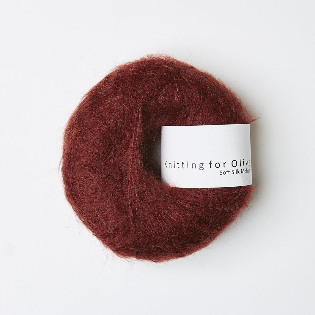 Laine Soft Silk Mohair de Knitting for Olive - Claret 36980